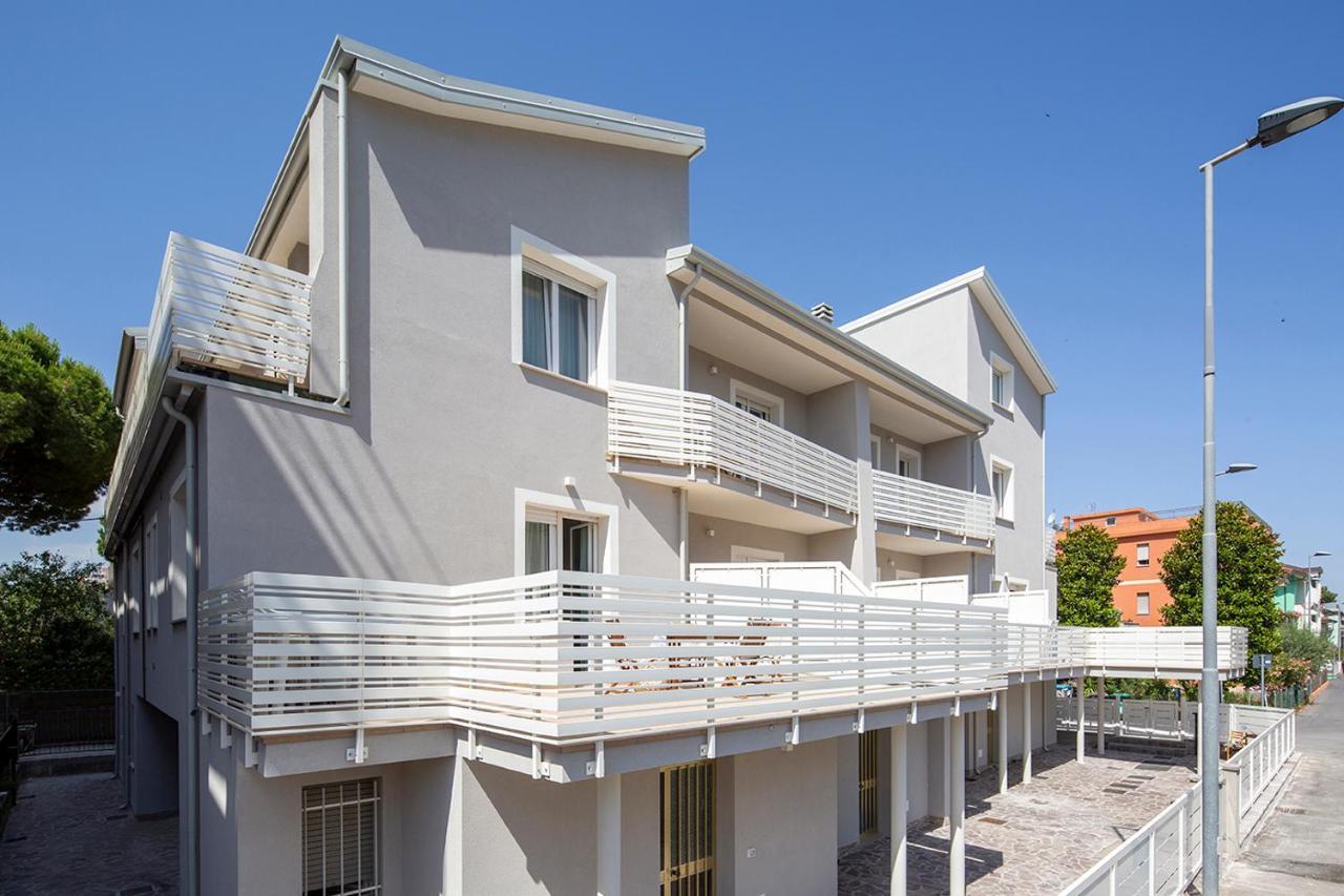 Appartamenti Villa Miramare Rimini Luaran gambar